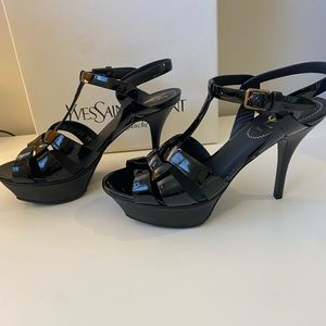 Yves Saint Laurent 75 black patent leather platform sandal. never worn!!
